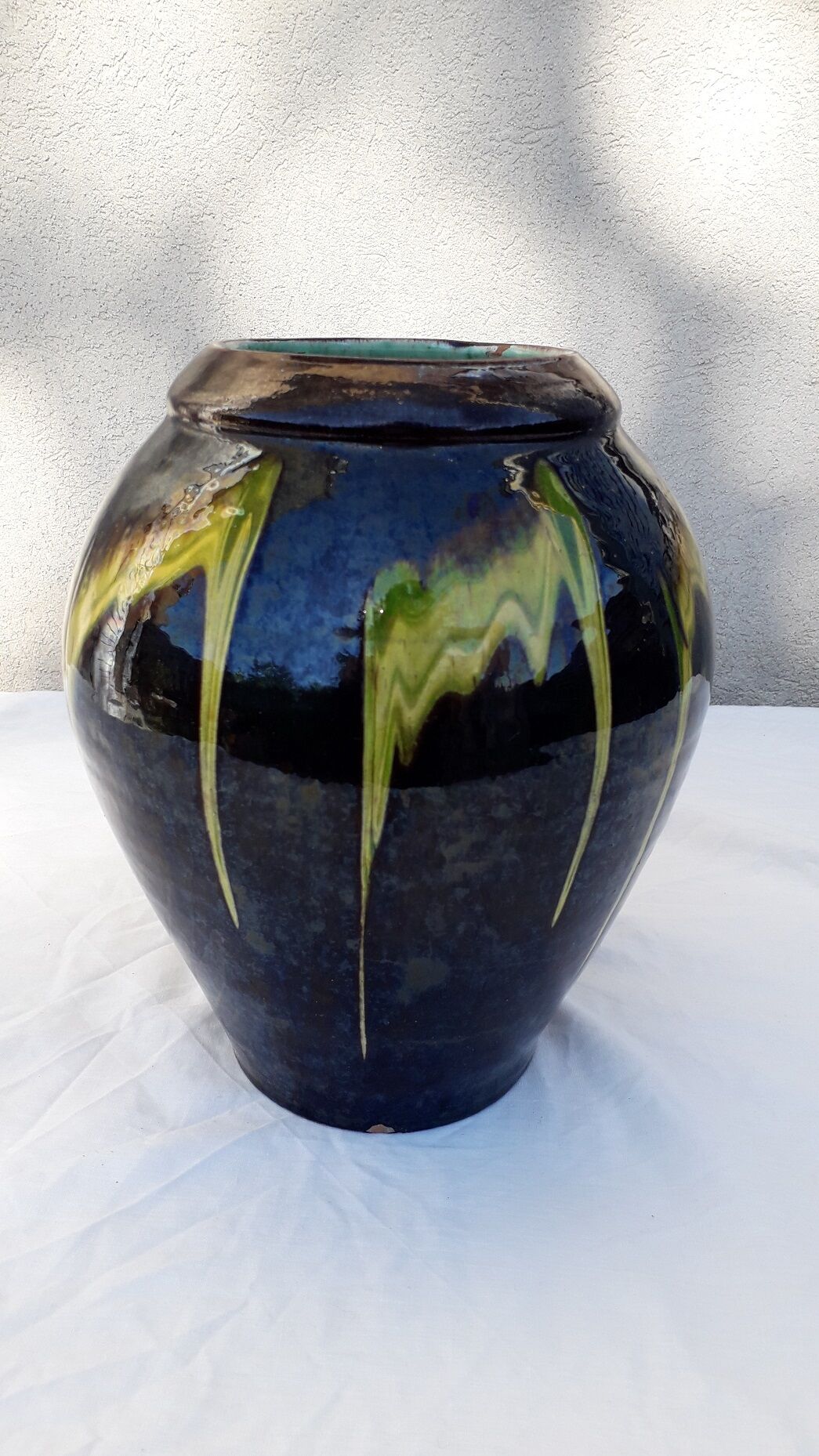 Ceramic vase
