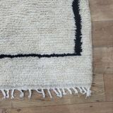 Azilal Berber rug in handmade wool 236 X 156 CM