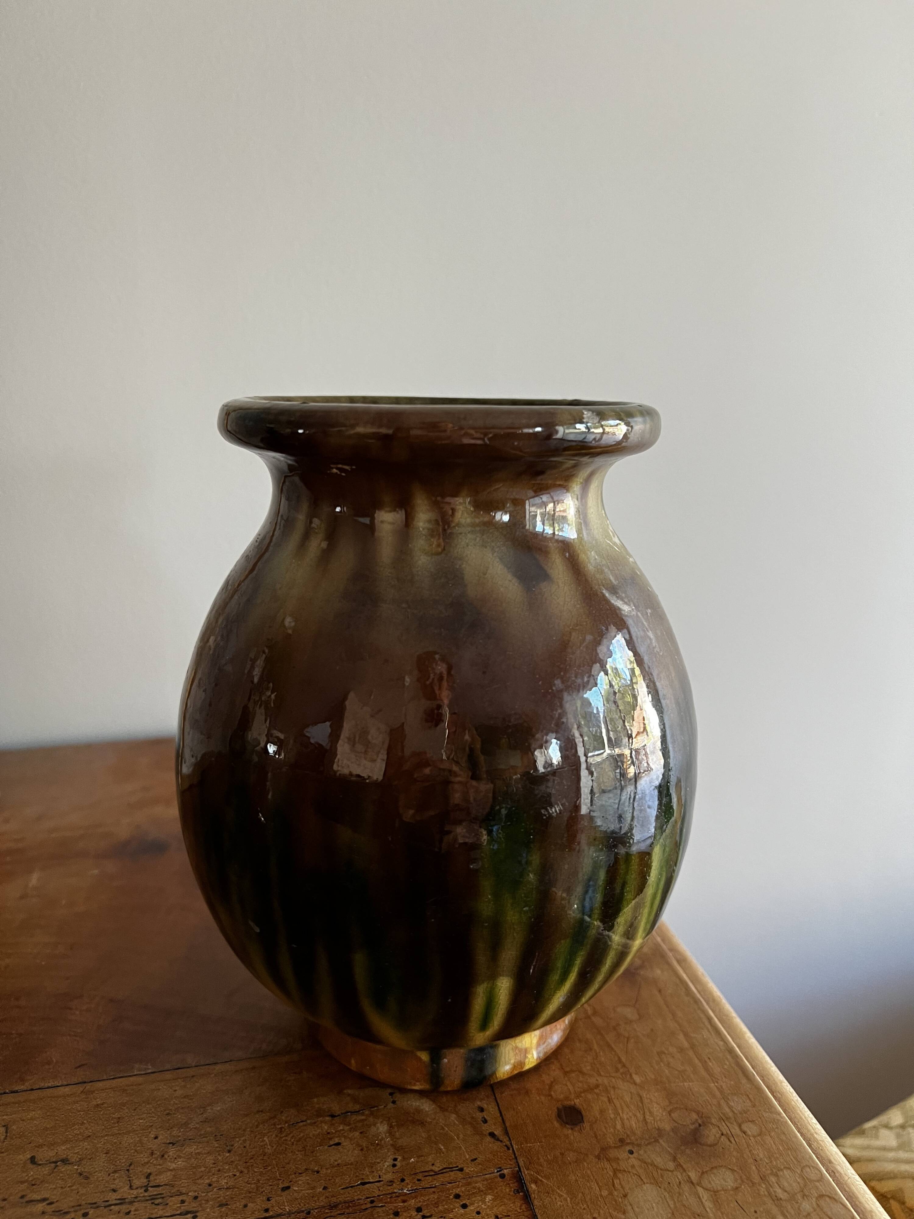 Green flamed stoneware vase