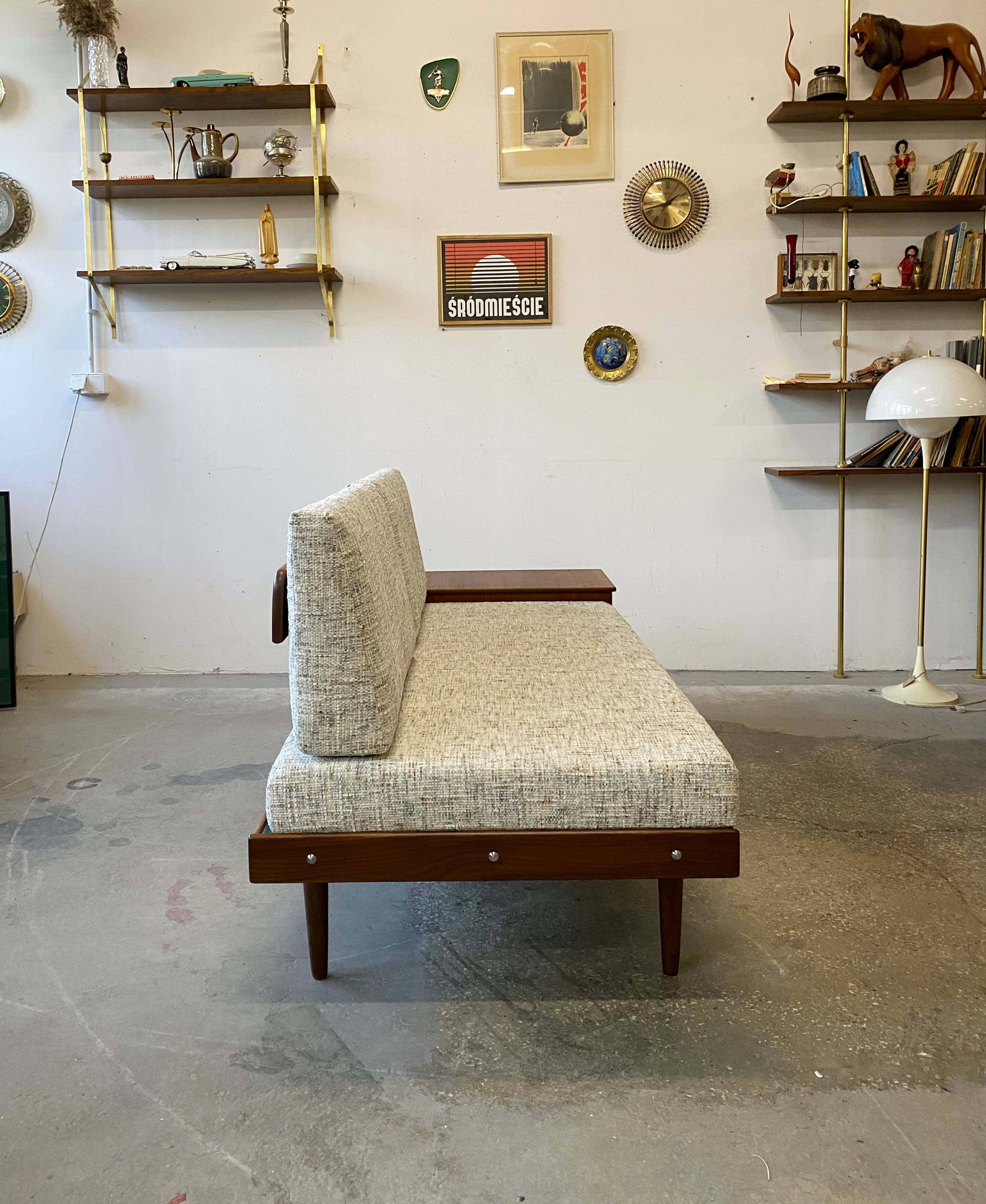 Daybed sofa, Scandinavian 1960s/1970s, vintage, mid-century modern