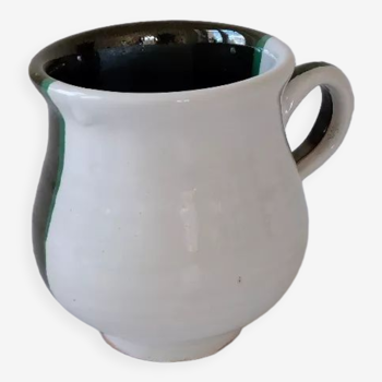 White and green 1950s style enameled terracotta mug