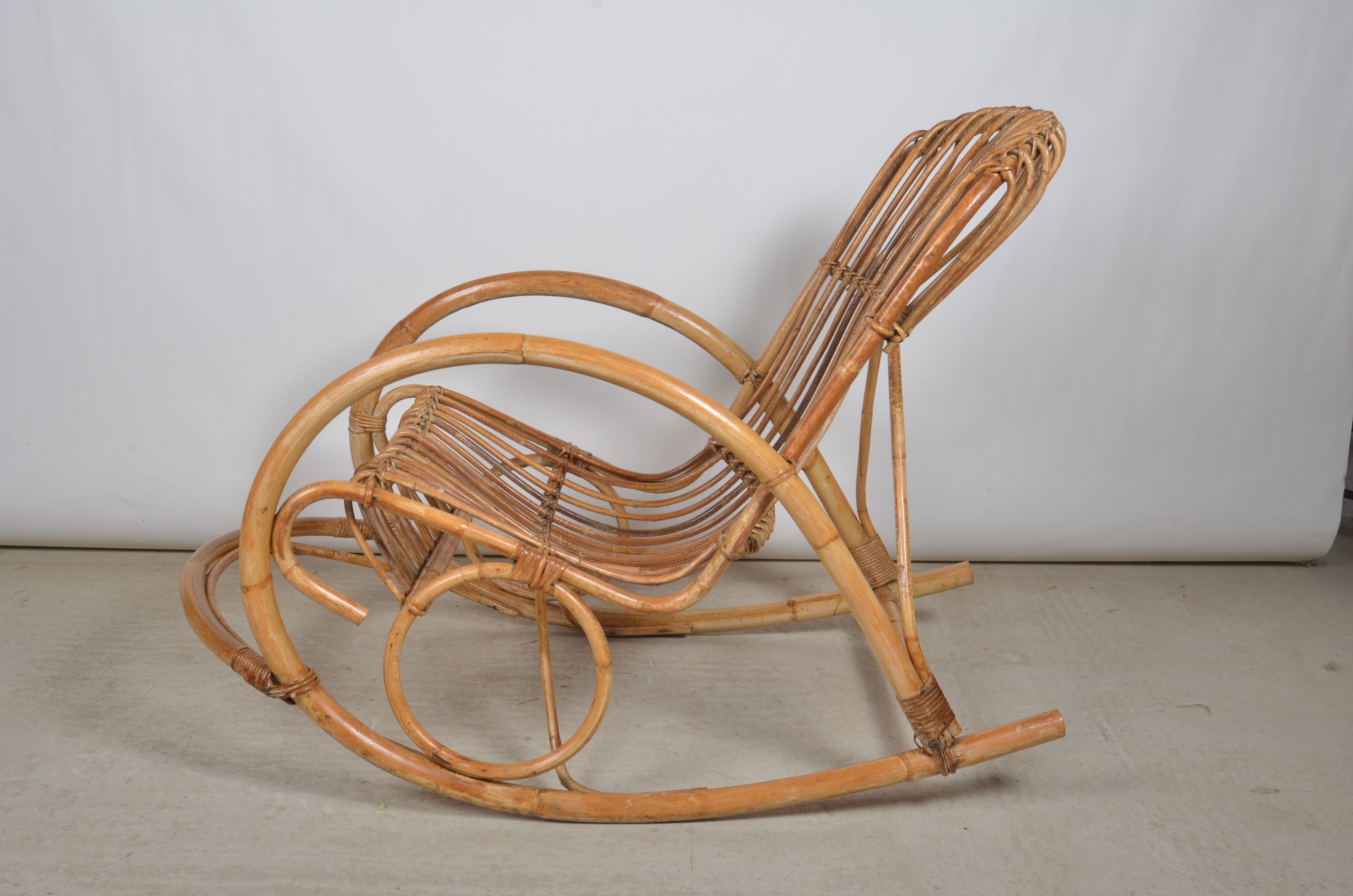 Rocking-chair bamboo and rattan