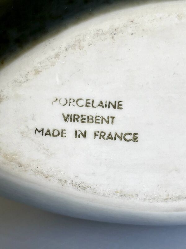 Vase en porcelaine Virebent – décor paysage stylisé – modèle Poisson TGM