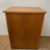 Storage cabinet