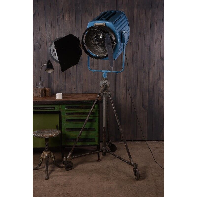 Vintage mega film studio spot on tripod