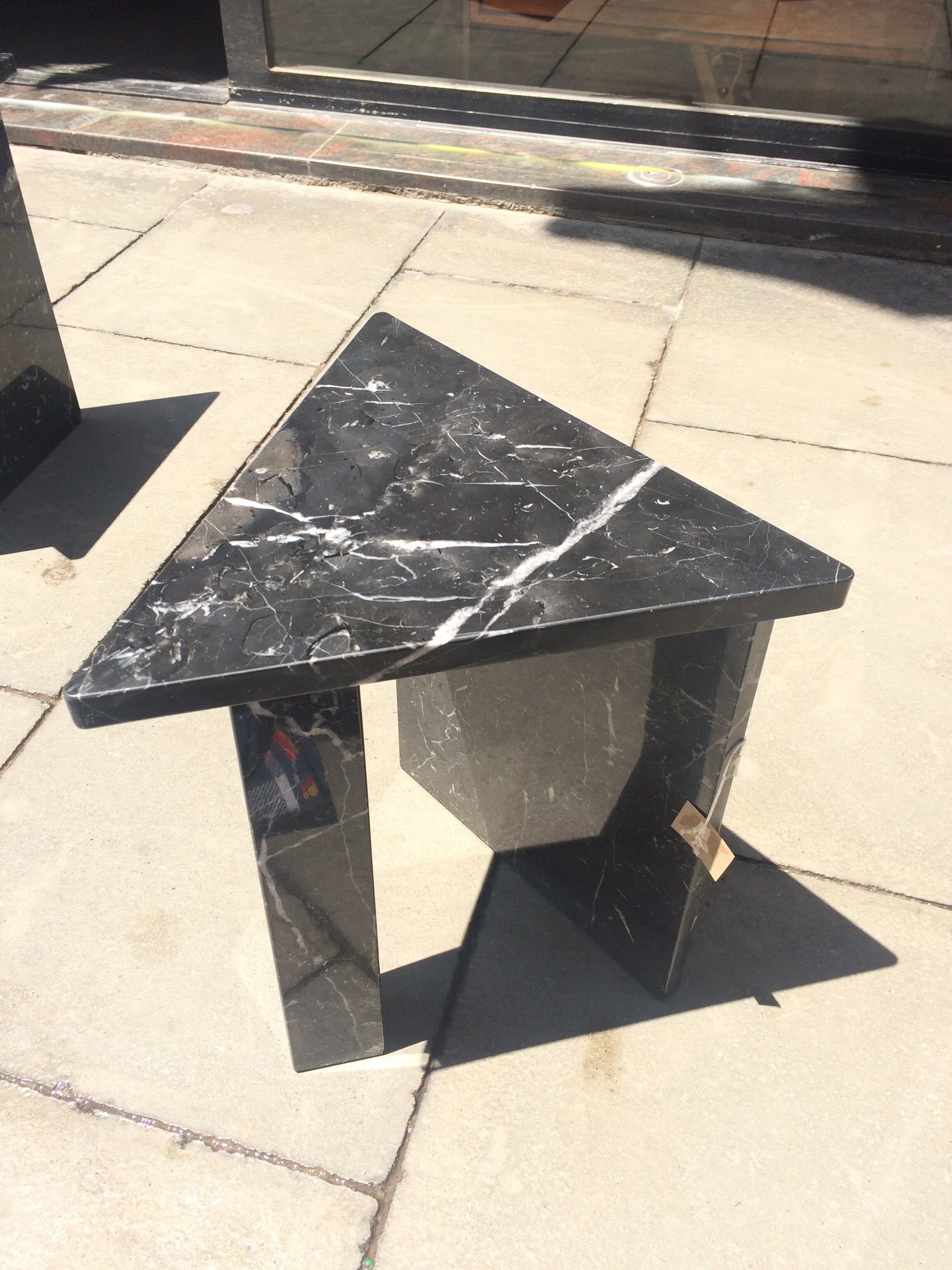 Table basse cristal et marbre