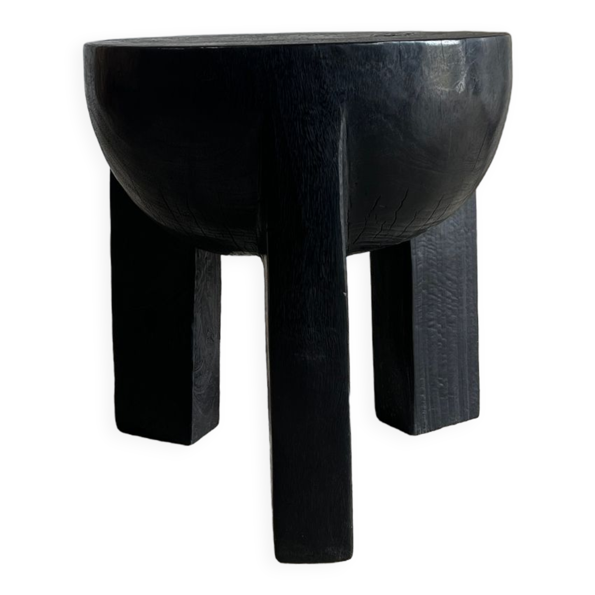 Black mango wood tripod side table with a semi-spherical top, height: 45 cm, diameter: 44 cm.