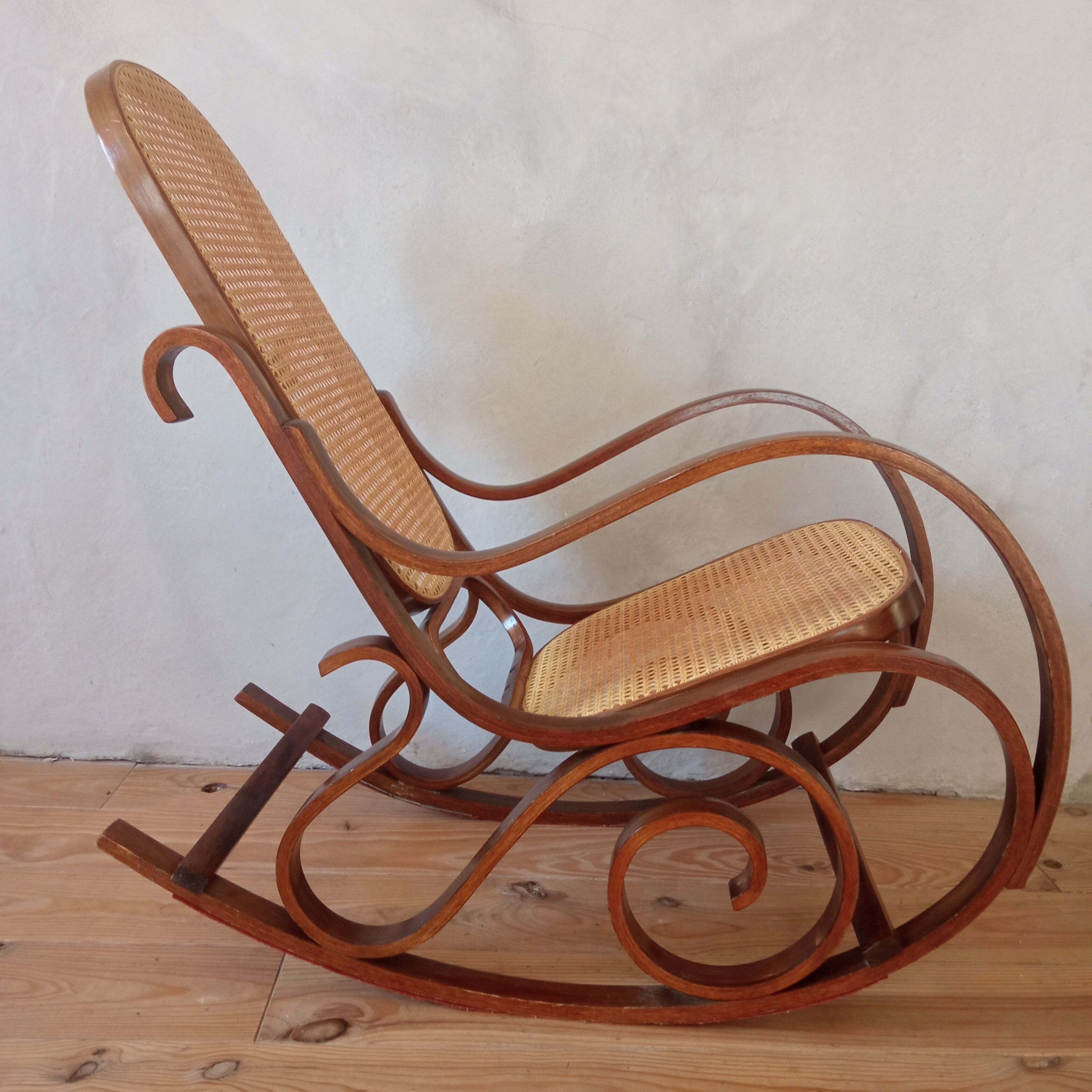 Rocking chair wood and canning