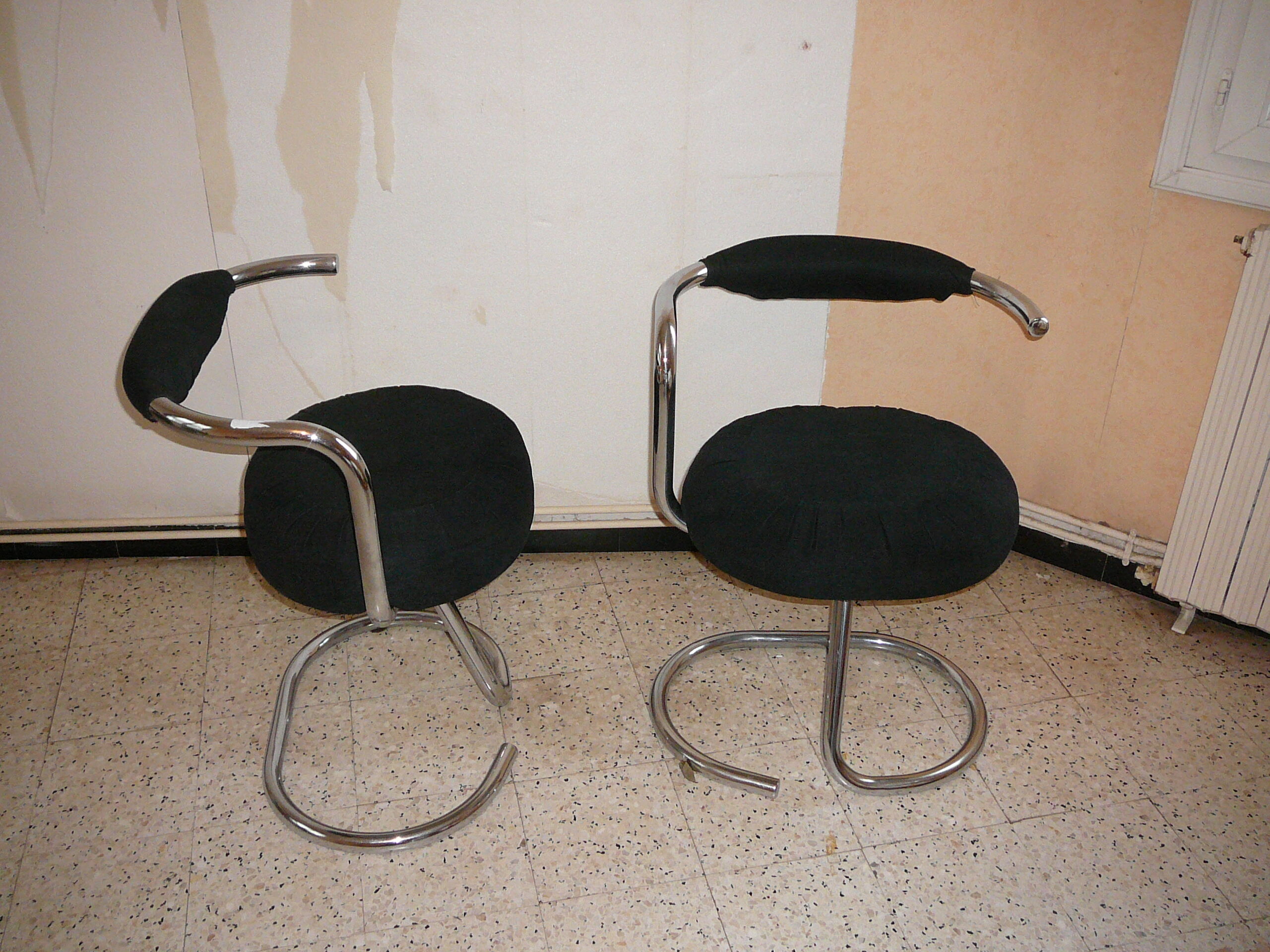 4 chairs by Giotto Stoppino mdéle Cobra