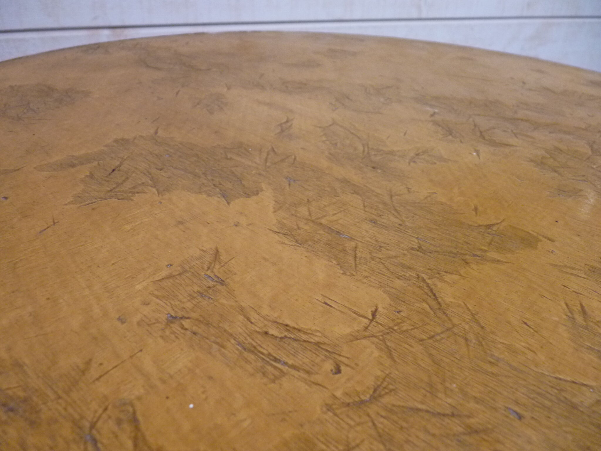 Coffee table or extra round rattan