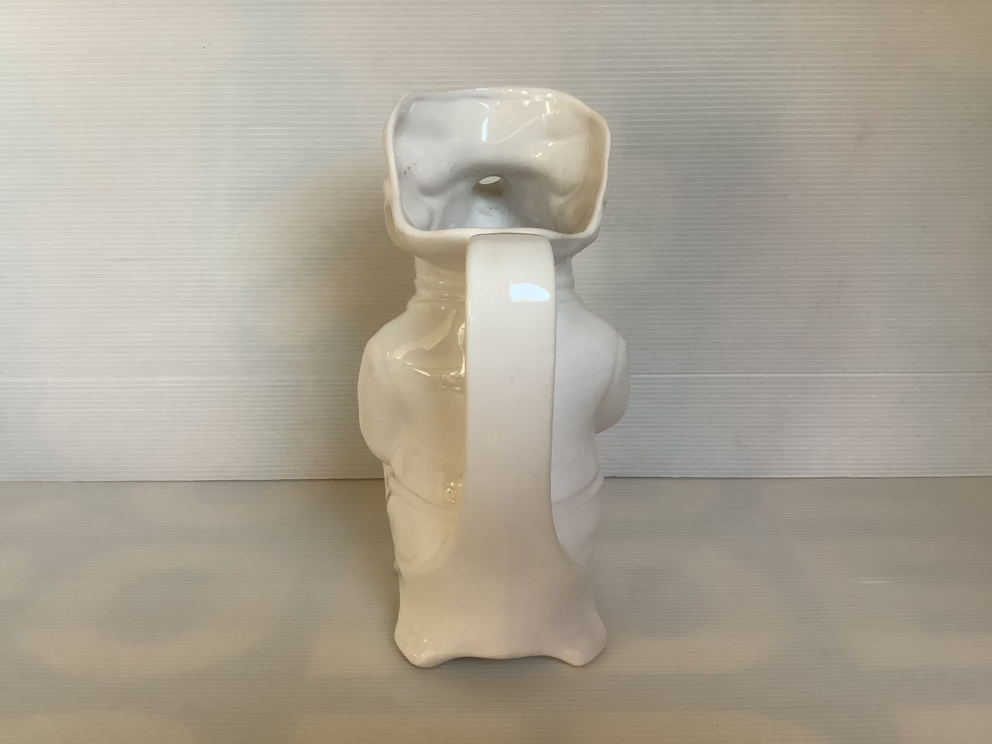 Pichet cochon outeiro