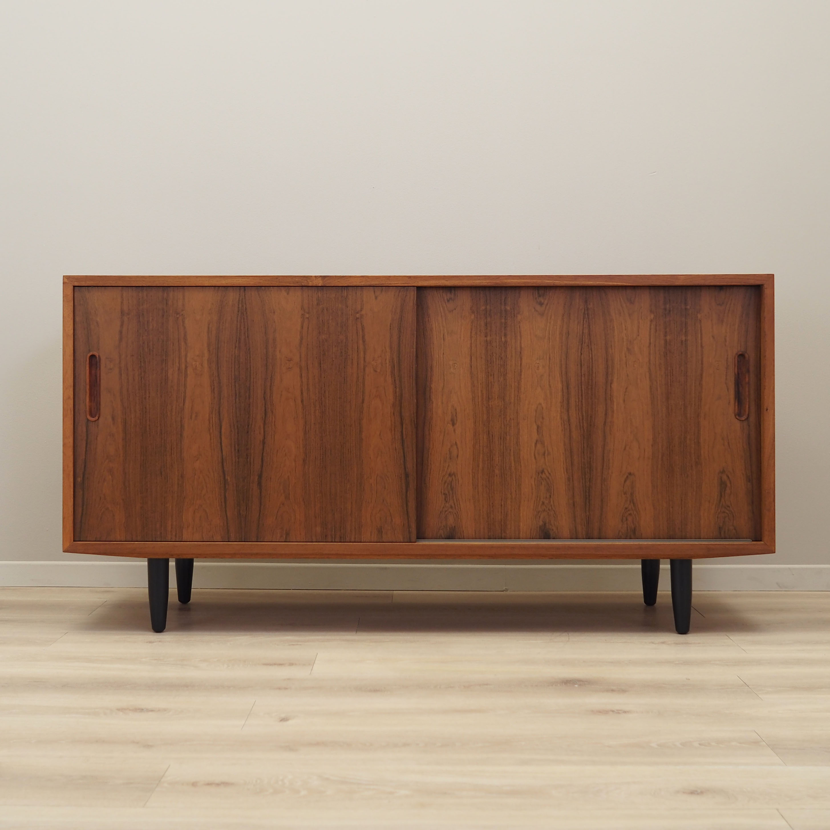 Rosewood cabinet, Danish design, 1970s, manufacture: Hundevad
