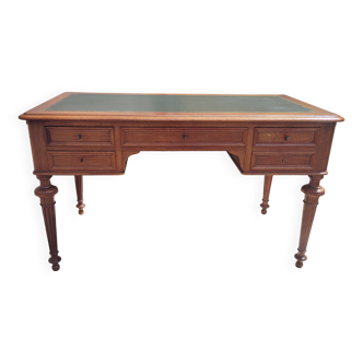 Louis XVI style flat extendable walnut minister's desk