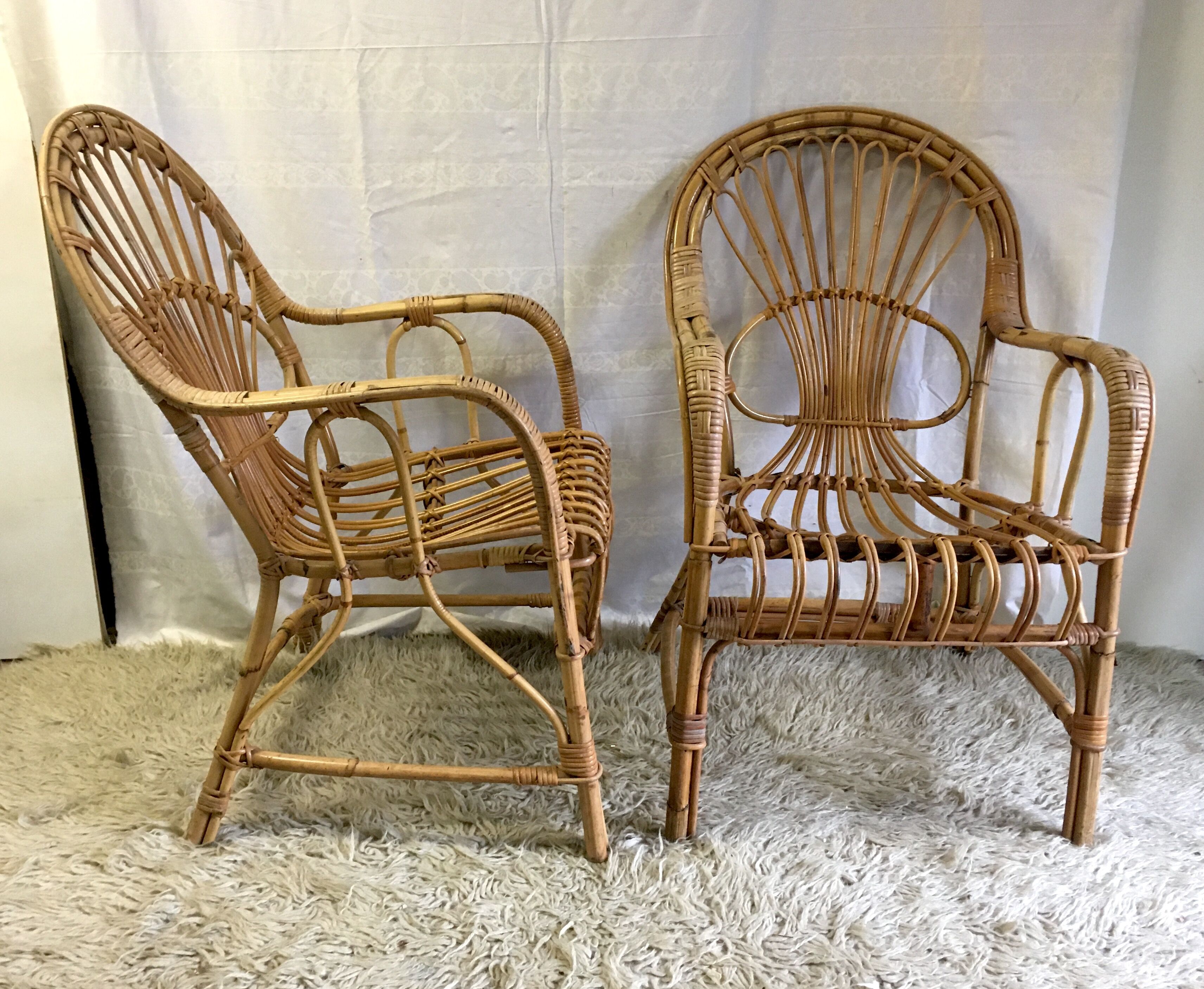 Pair of rattan chairs - 70s