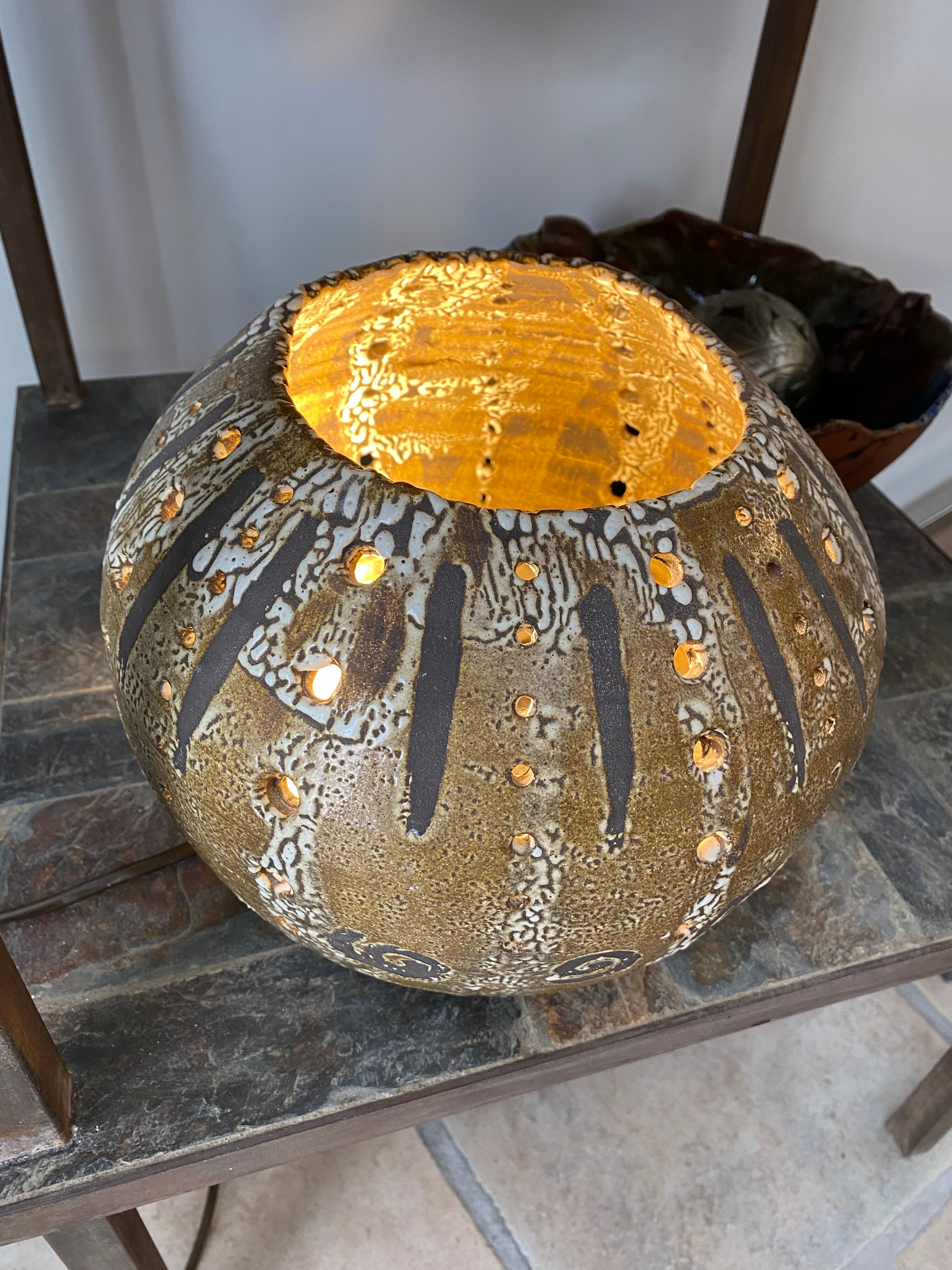 Vintage ceramic ball lamp