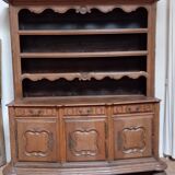 Buffet vaisselier trois portes en chêne du XVIIIéme