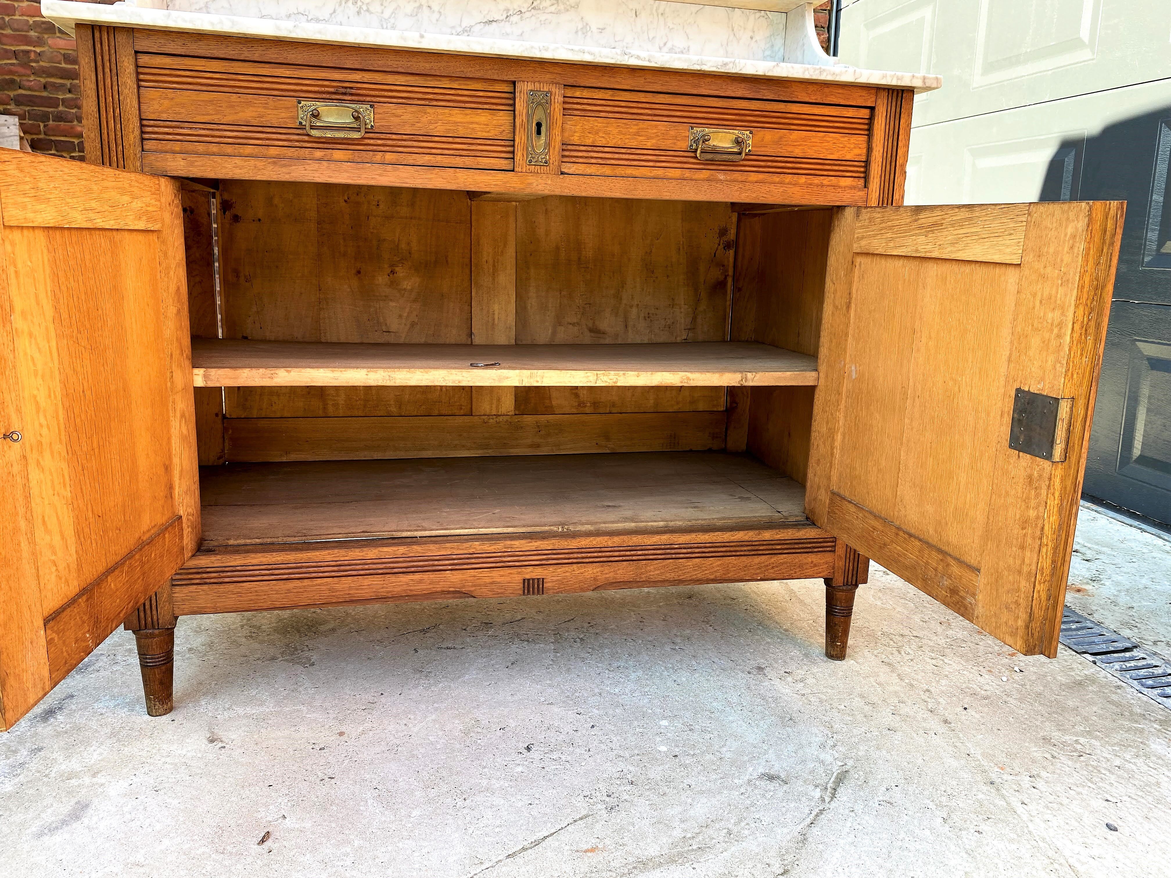 Toilet furniture, dressing table