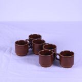 6 brown stackable coffee cups