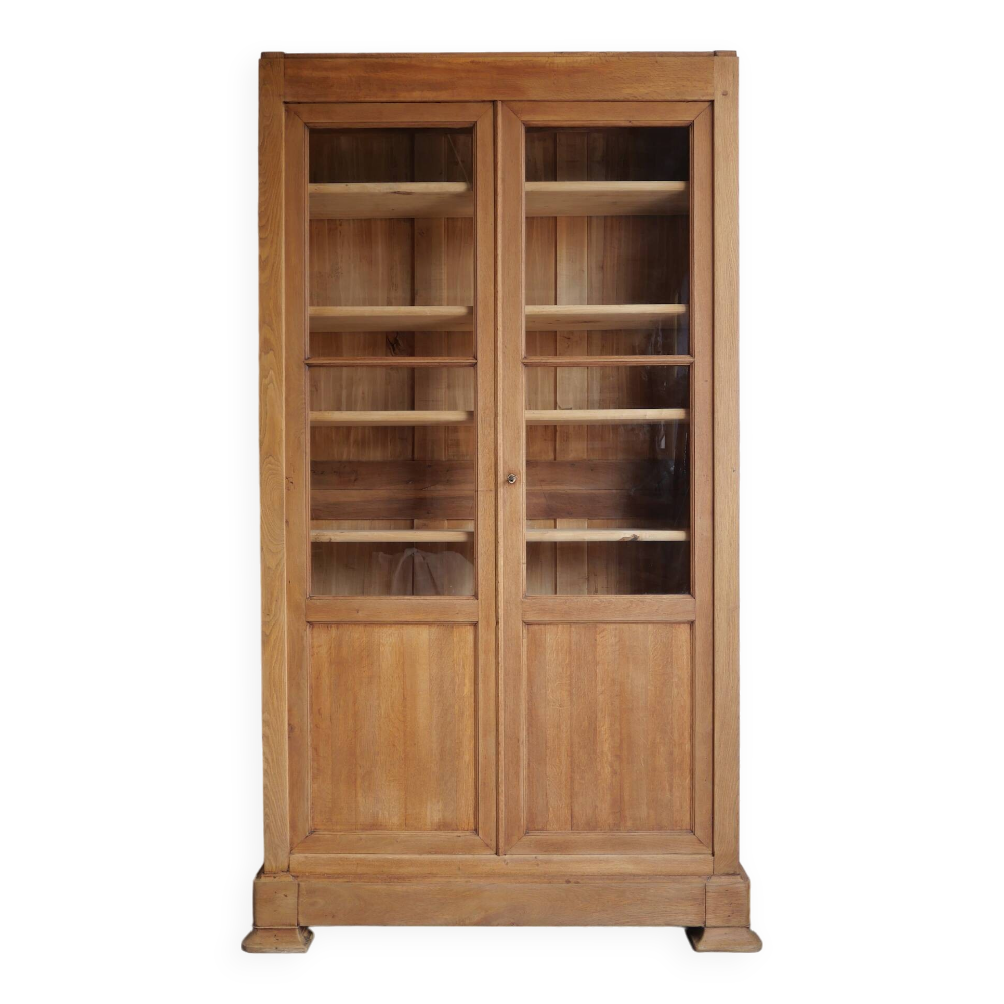 Oak display cabinet bookcase