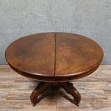 Table guéridon à allonges époque Louis Philippe en noyer vers 1830