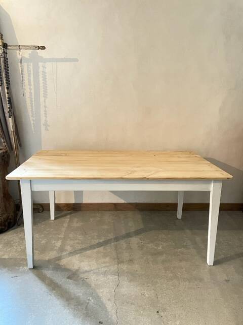Two-tone table