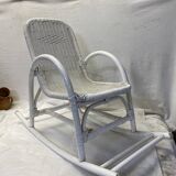 Rocking-chair en rotin blanc