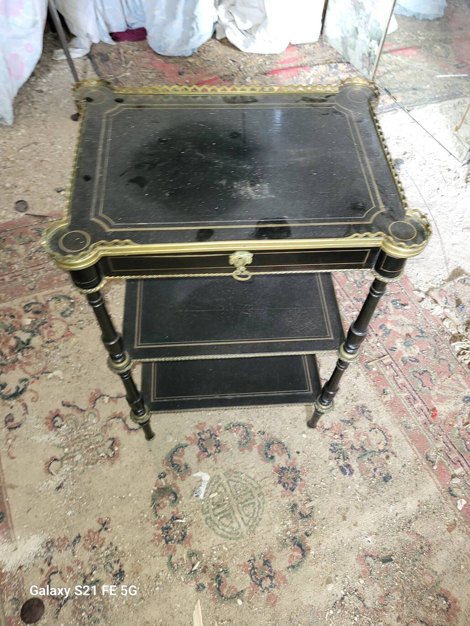 Napoleon III serving table