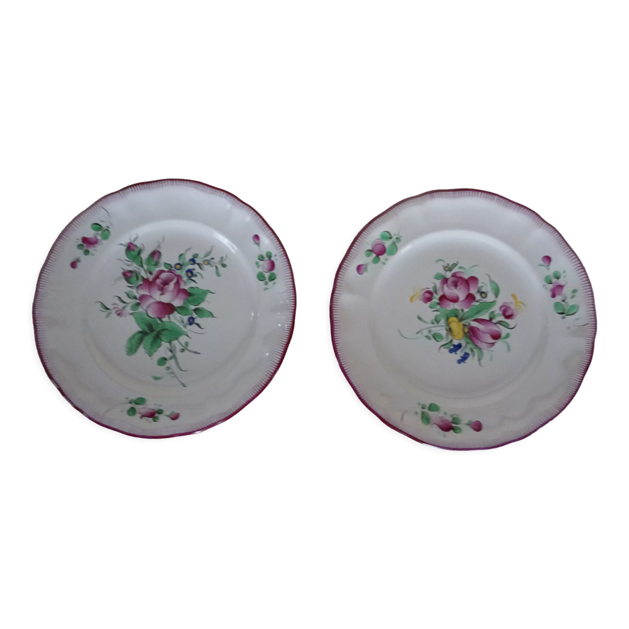 2 flat plates red flower faience Saint Clément