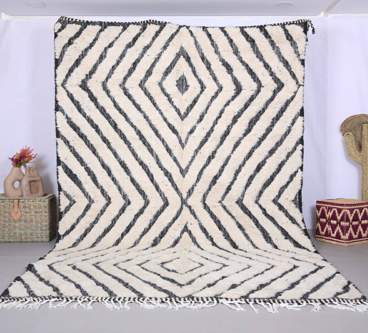 Handmade wool Berber rug 300X200 cm