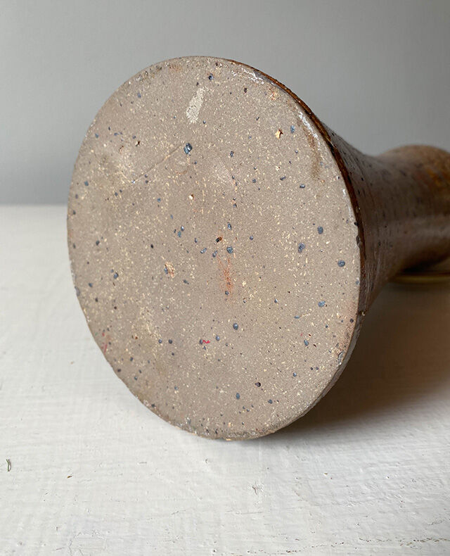 Lamp foot sandstone email ashes