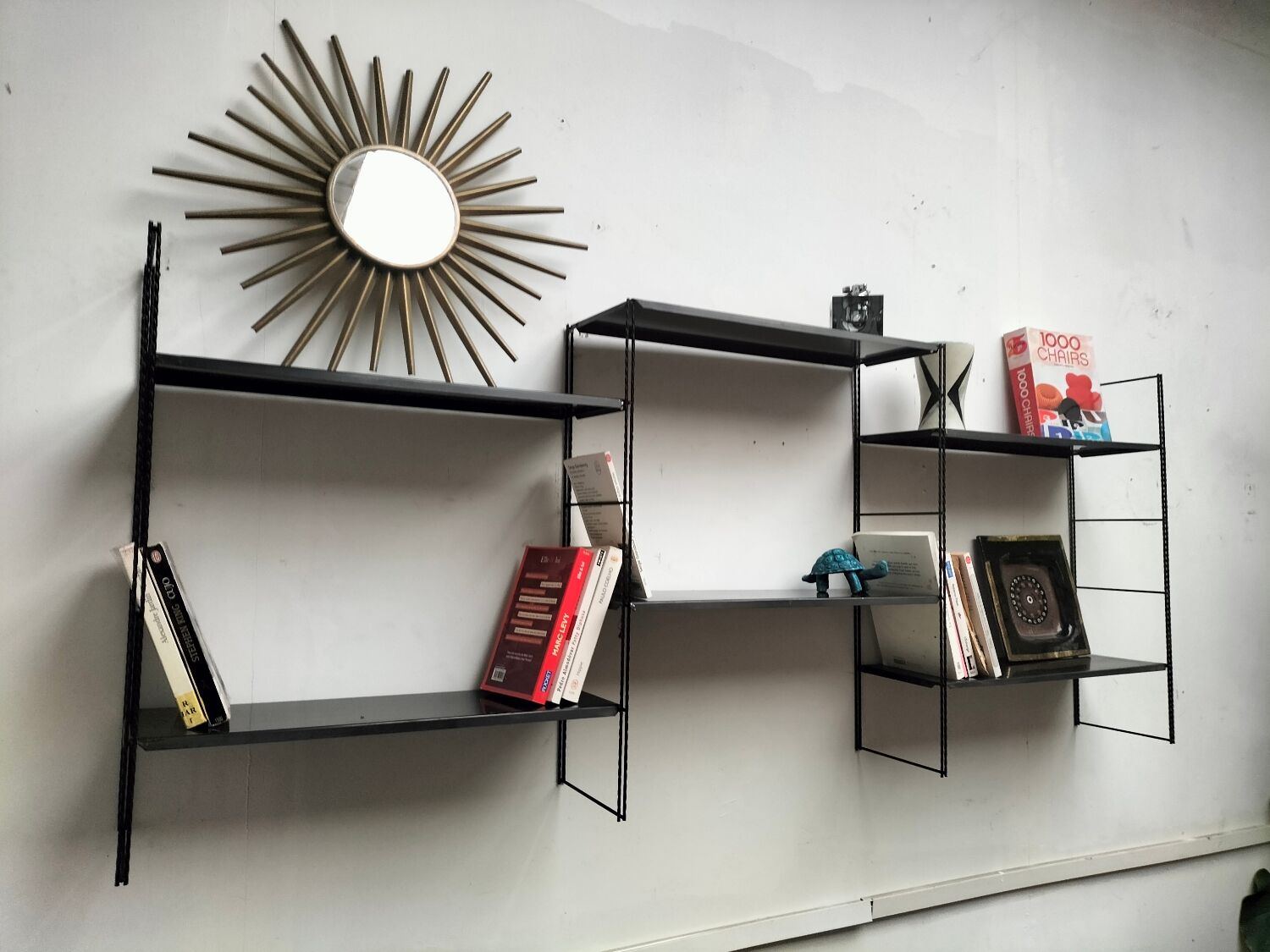 Étagère modulable en metal