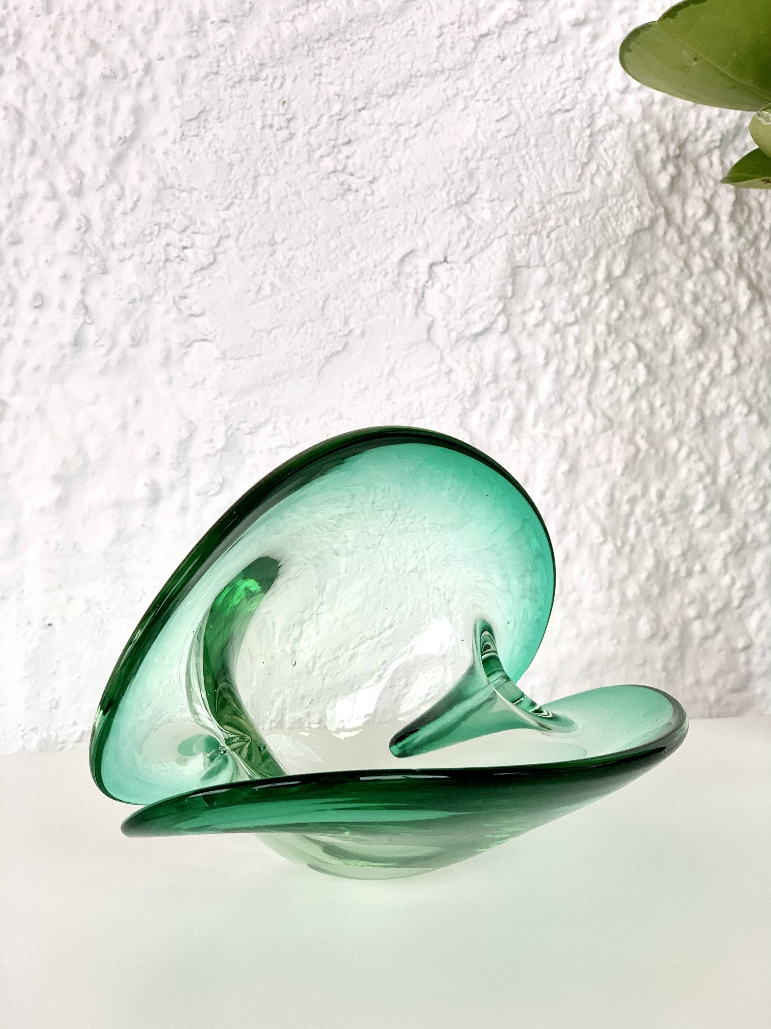 Shell "trinket dish" in Murano glass