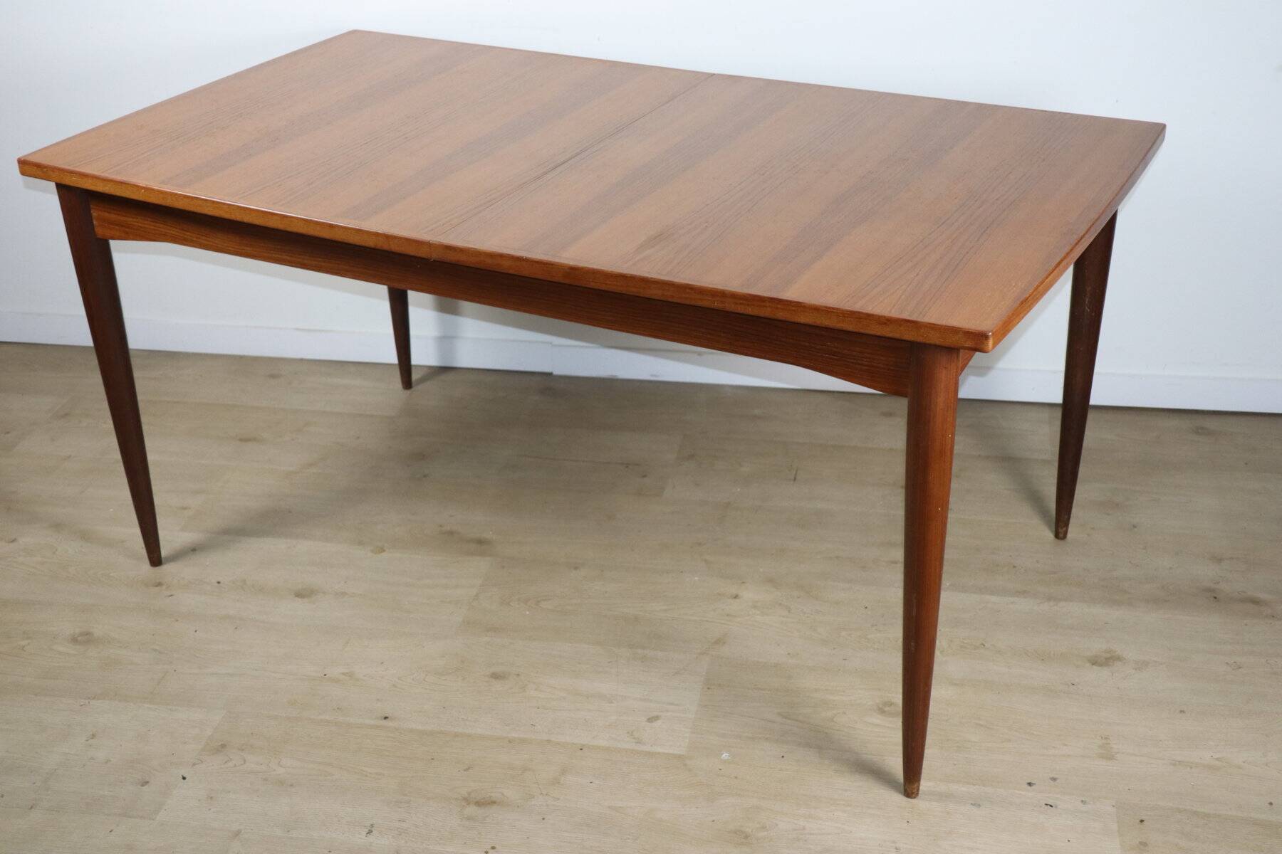 Scandinavian extendable dining table in teak – 1960s