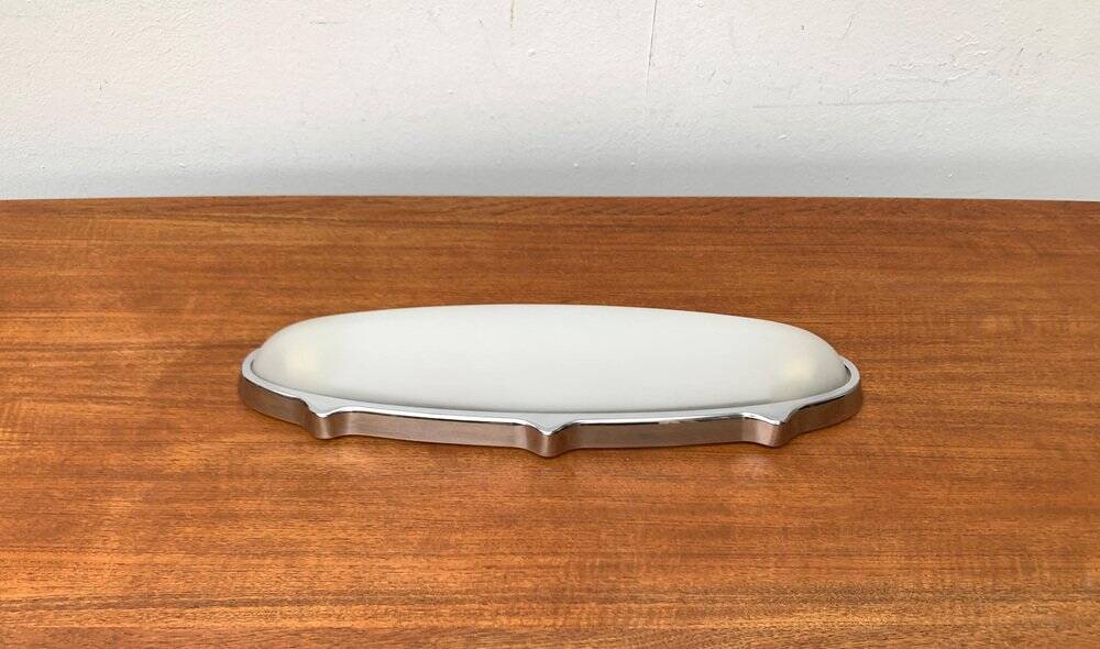 Geco wall light for indoor and outdoor use, postmodern Italian design by Luciano Pagani and Angelo Perversi for Arteluce, 1990s.