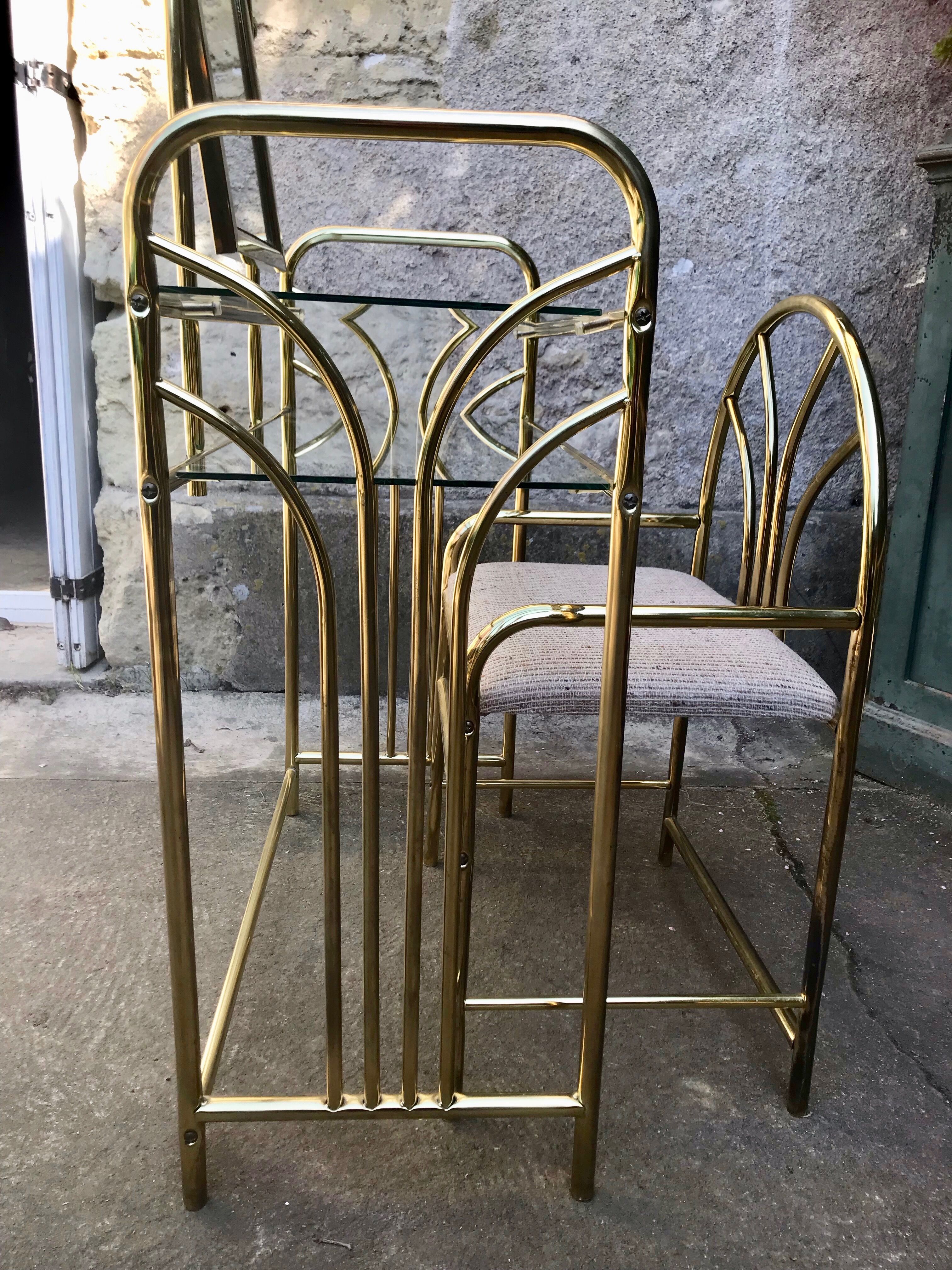 Golden dressing table and armchair
