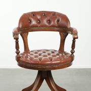 Chaise de bureau Chesterfield rotative en cuir de vache marron