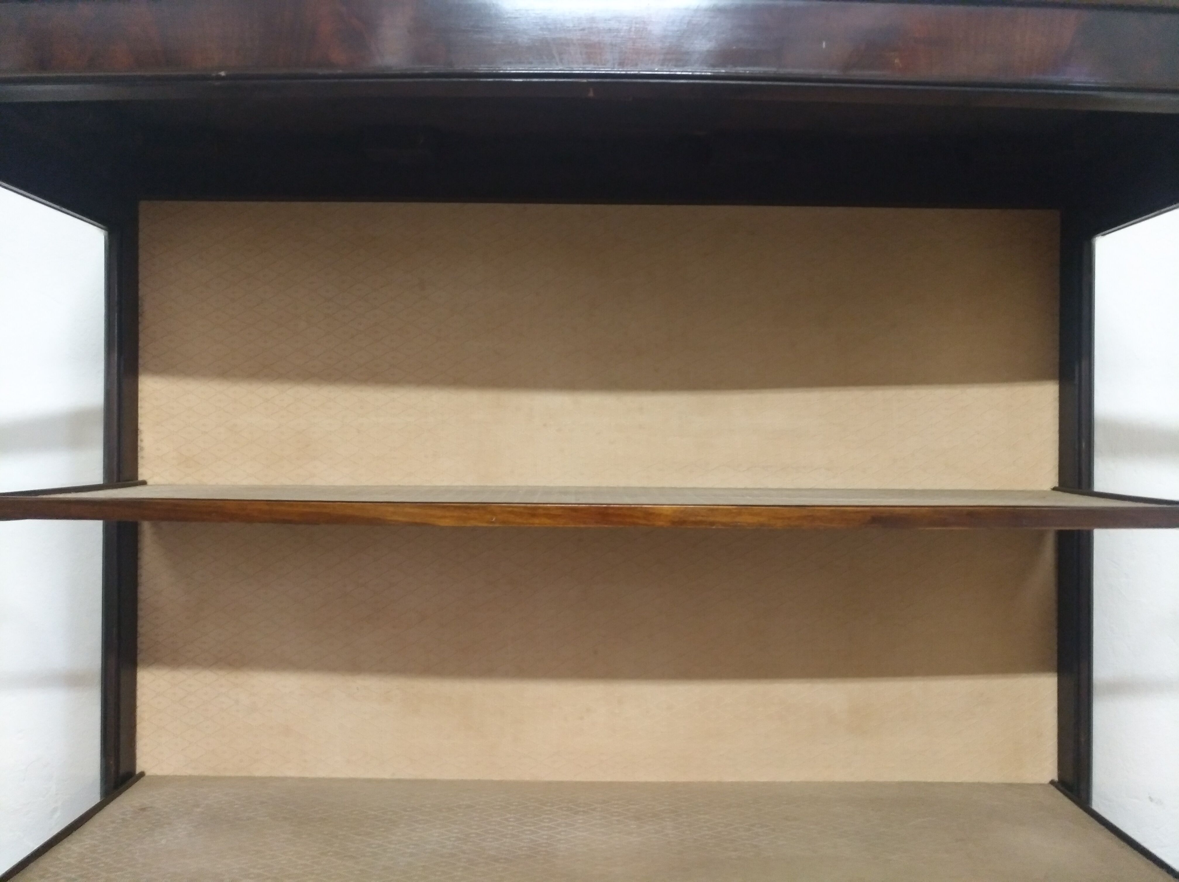 English Art Deco showcase circa 1930