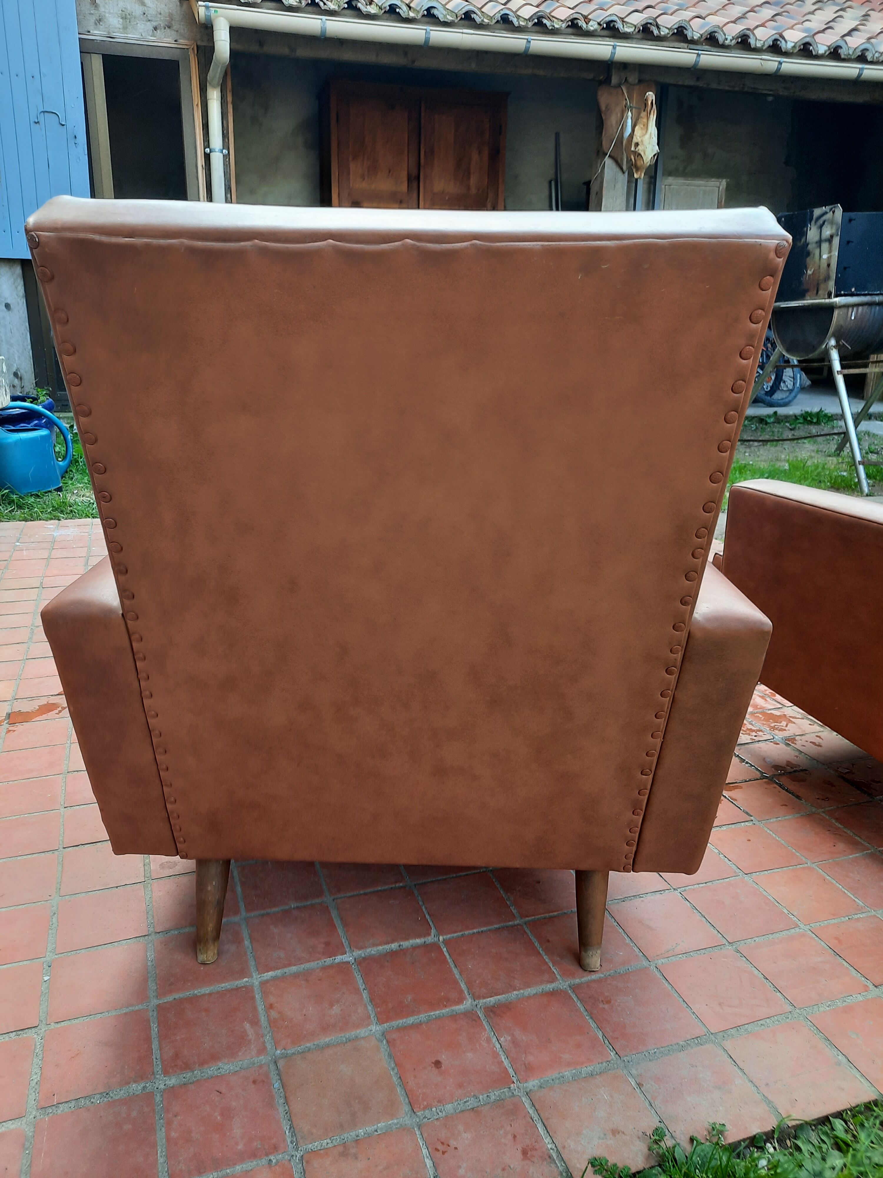 Pair of Skai armchairs in the year 50