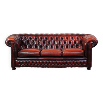 Canapé chesterfield spacieux 2,5 places en cuir de vachette anglais rouge