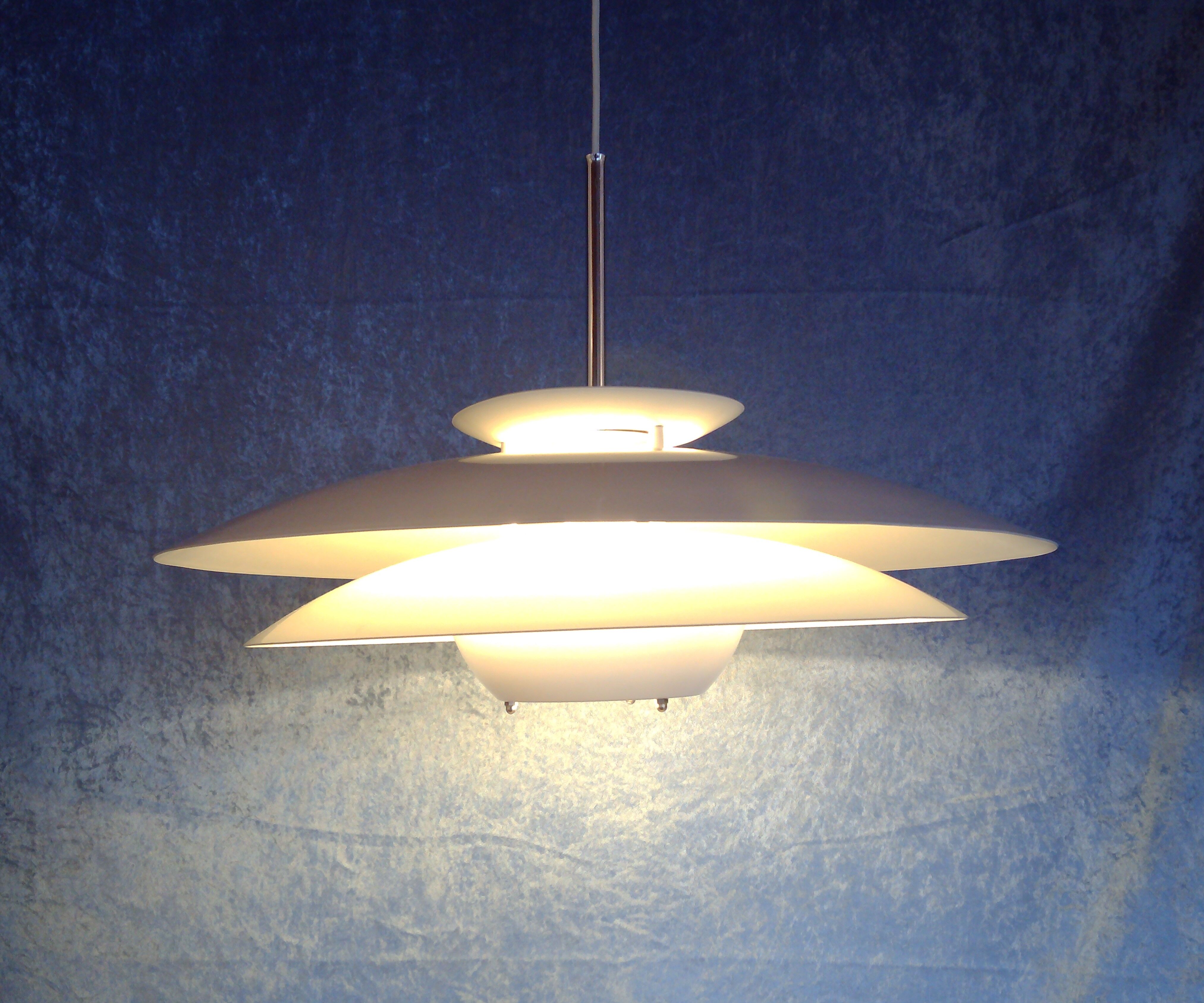 Vintage pendant Typ 3952 for Elidus AB. 1970's.