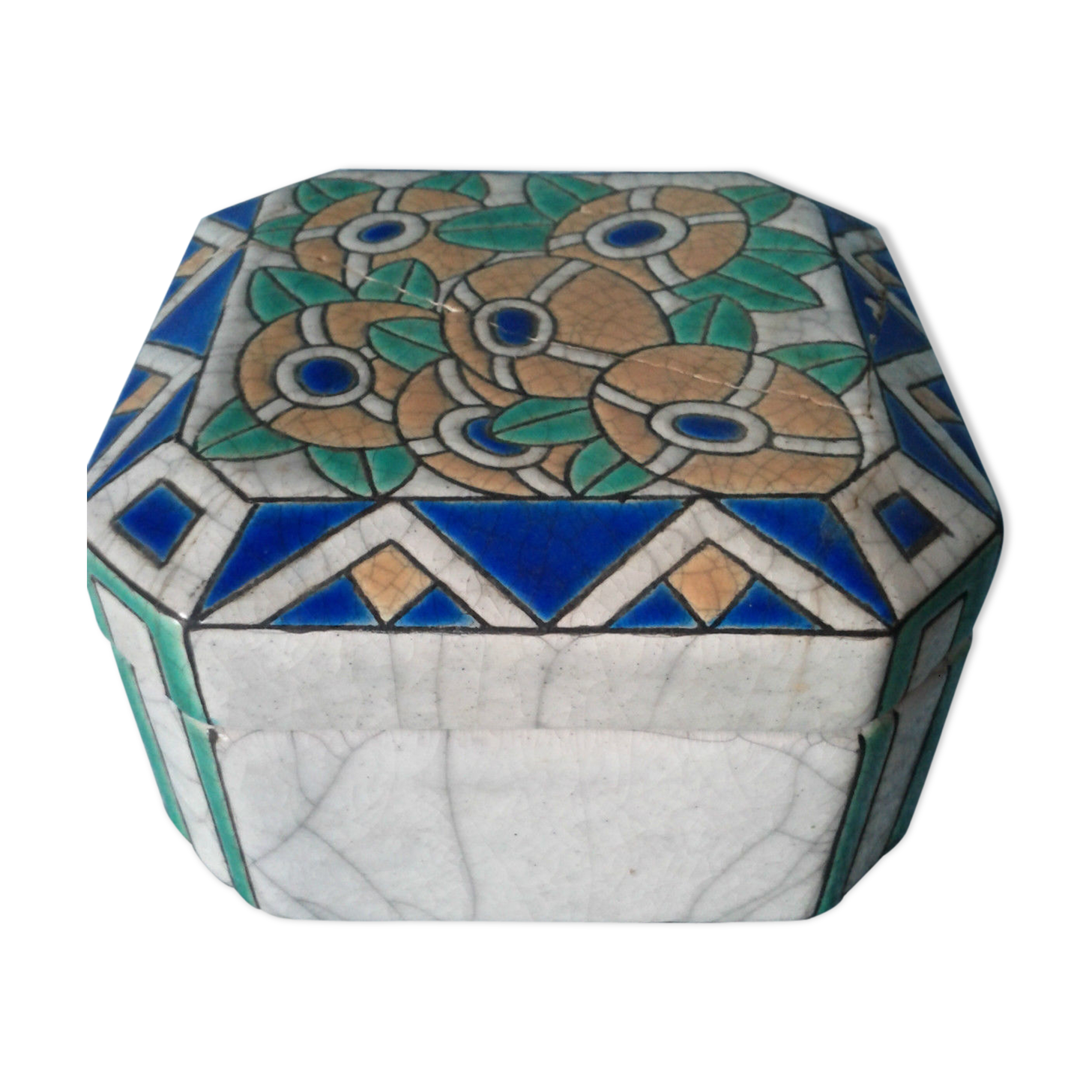 Octagonal candy fine majolica and enamels of Longwy