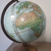 Globe terrestre, années 60/70 .