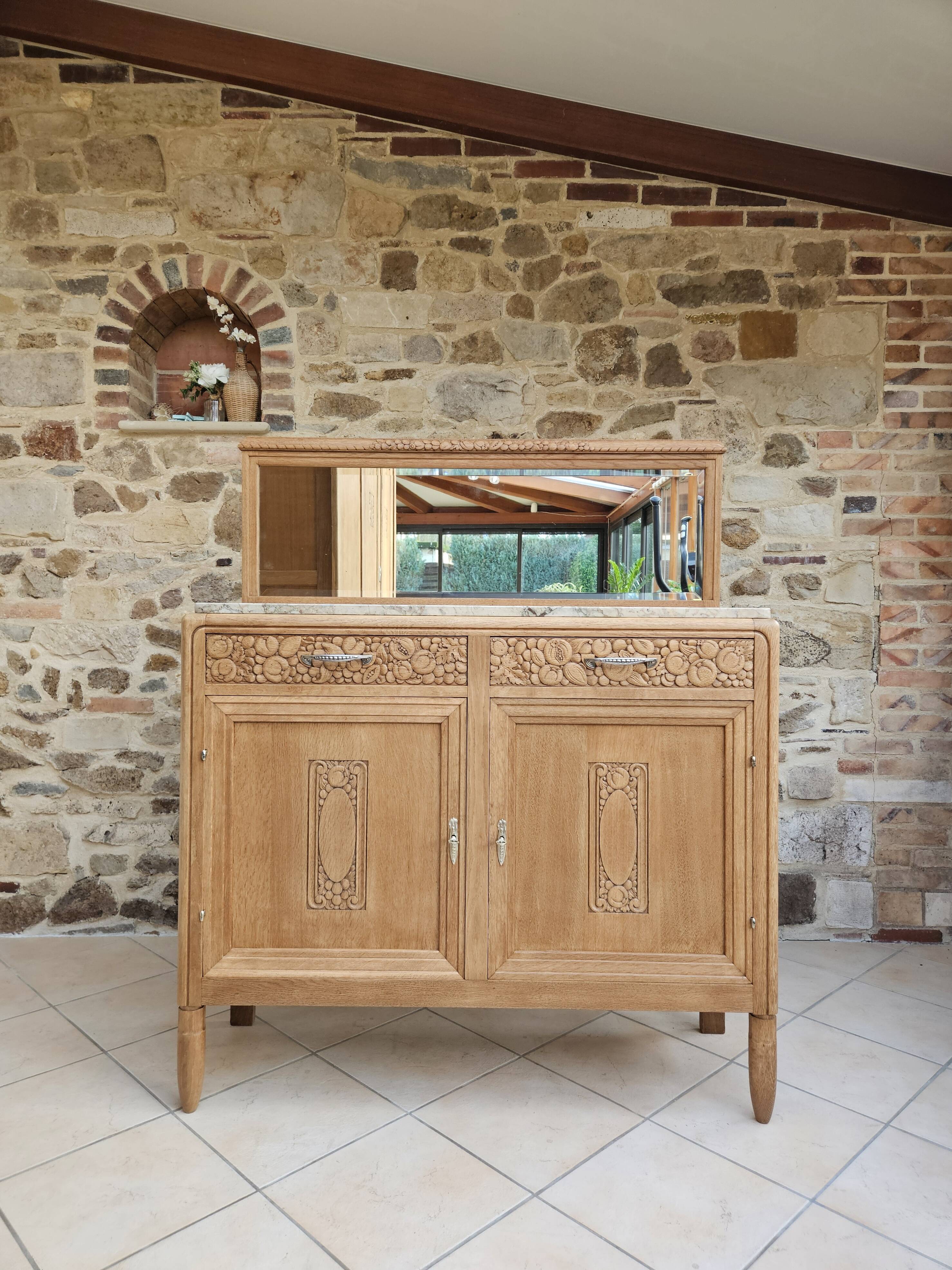 Buffet parisien art déco