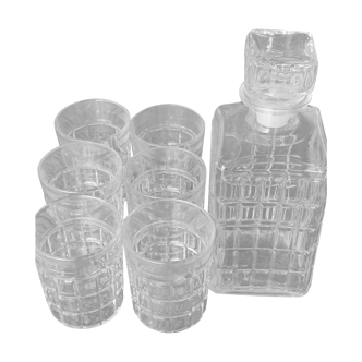 Glass decanter and 6 glasses