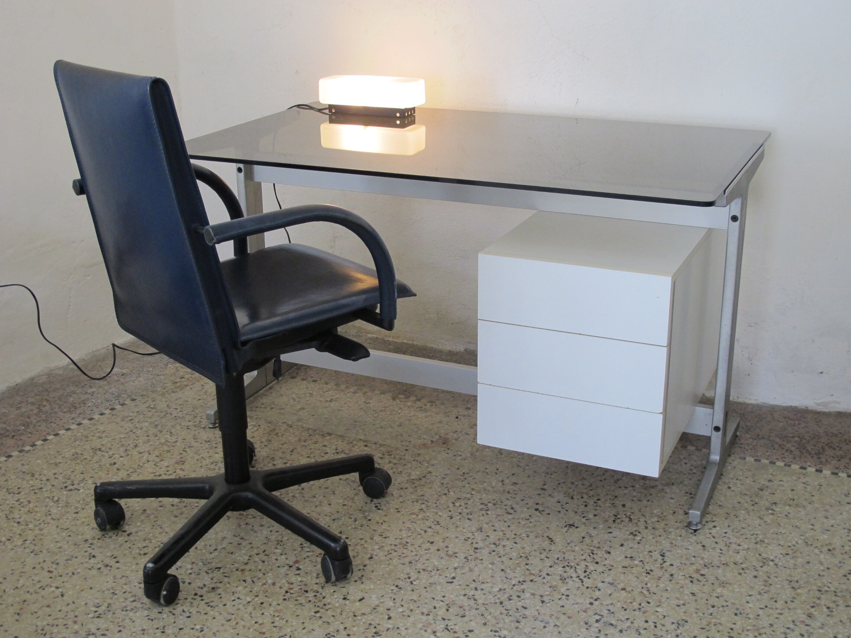 Desk by Etienne Fermigier