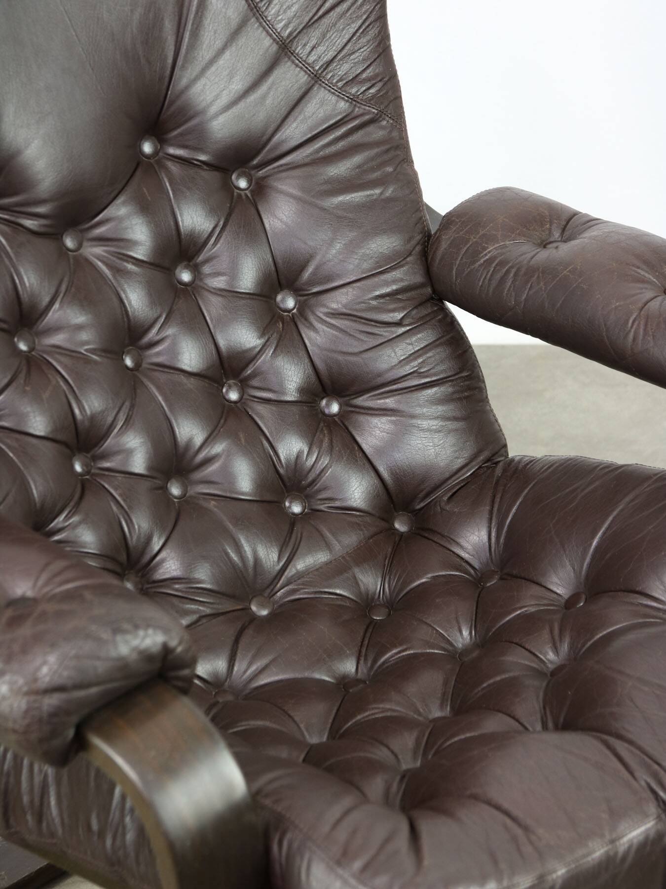 Luxurious Lounge Armchair in Leather, 1970s