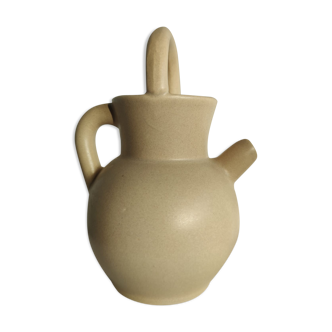 Pitcher ball in sandstone with floral pattern