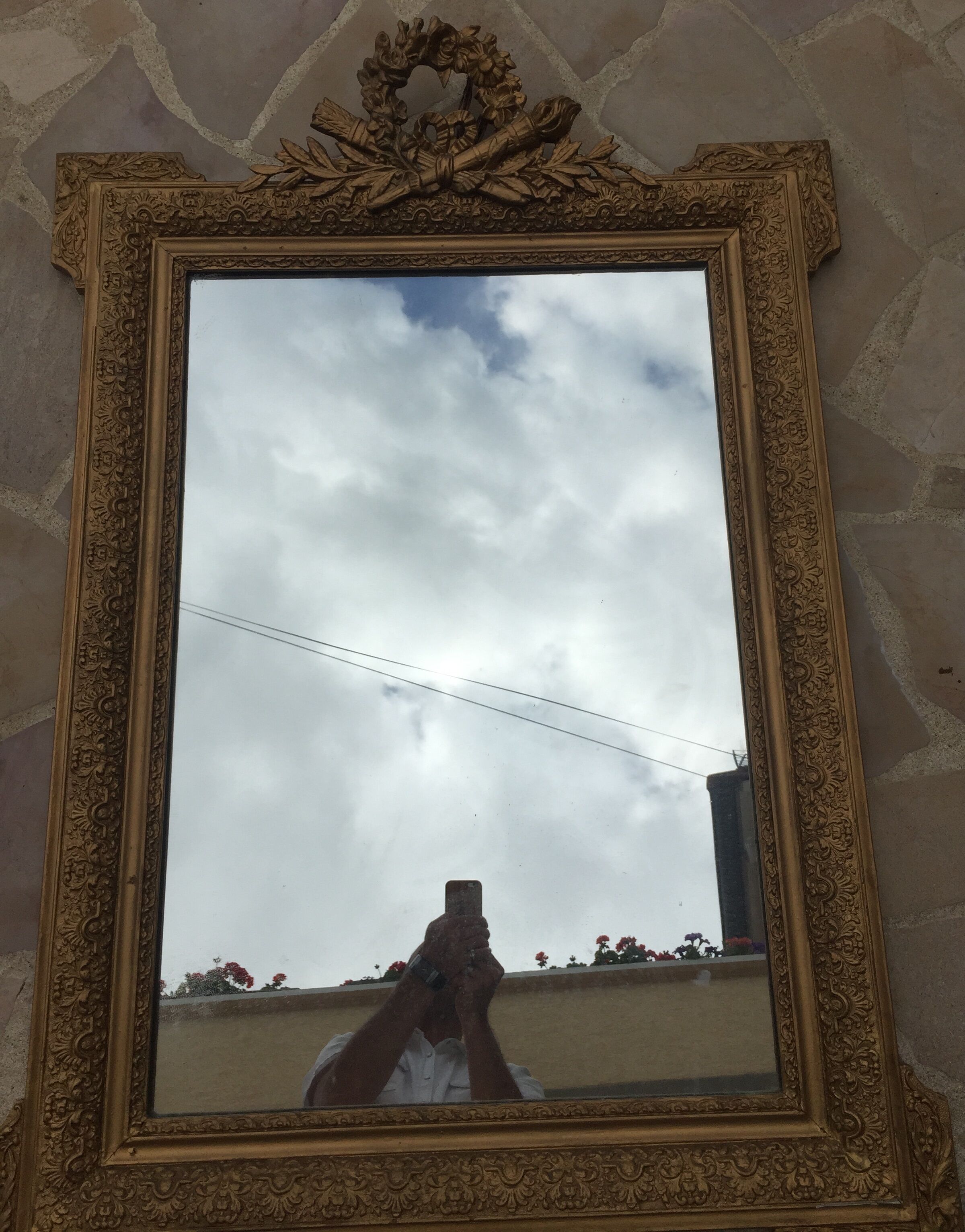 Old mirror in gilded wood and stucco 120 x 85 cm