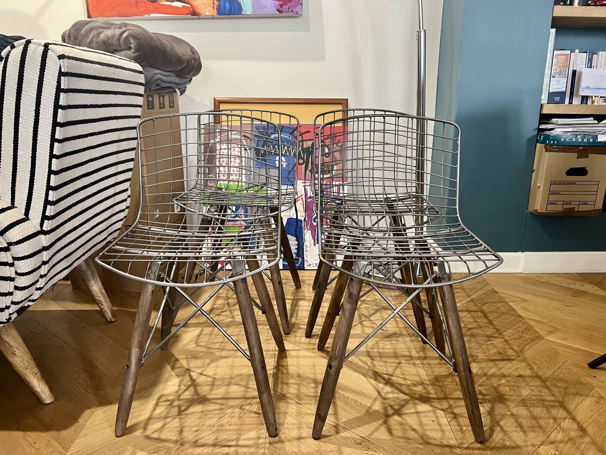 Set of 4 vintage Wire chairs in metal and wood