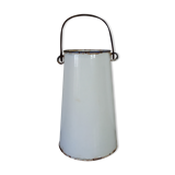 Pot en tôle émaillée